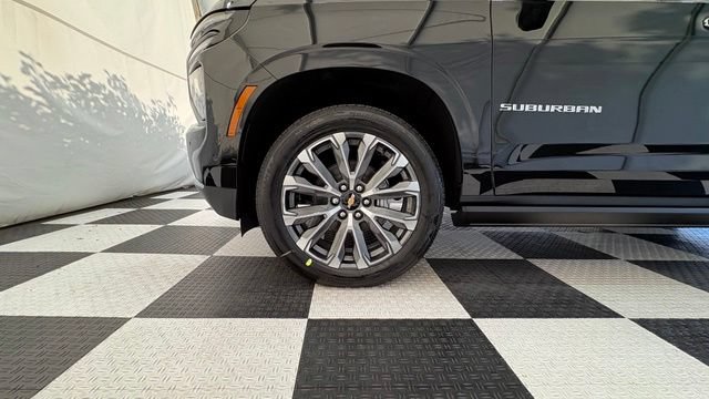 New 2026 Chevrolet Suburban High Country AWD/4WD image 11