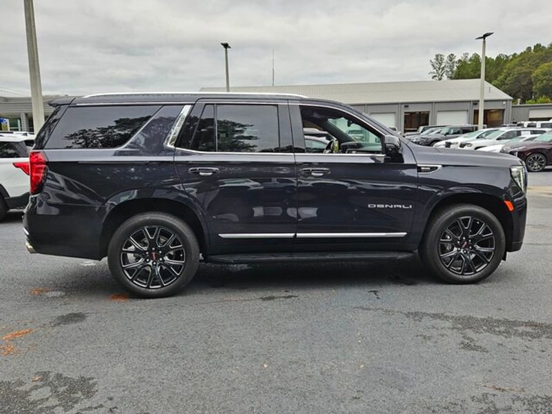 Used 2023 GMC Yukon Denali image 16