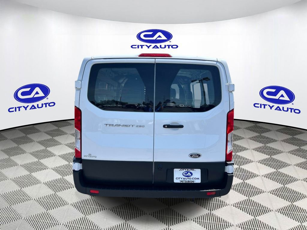 Used 2024 Ford Transit 250 Low Roof w/ Exterior Upgrade Package RWD image 5