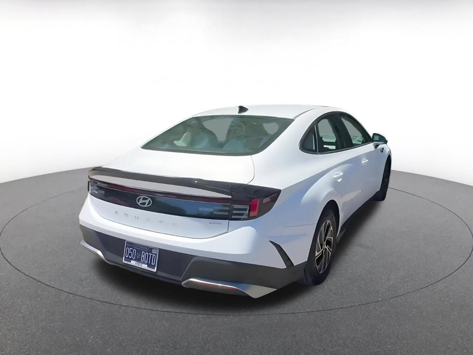 Used 2026 Hyundai Sonata Blue FWD image 15