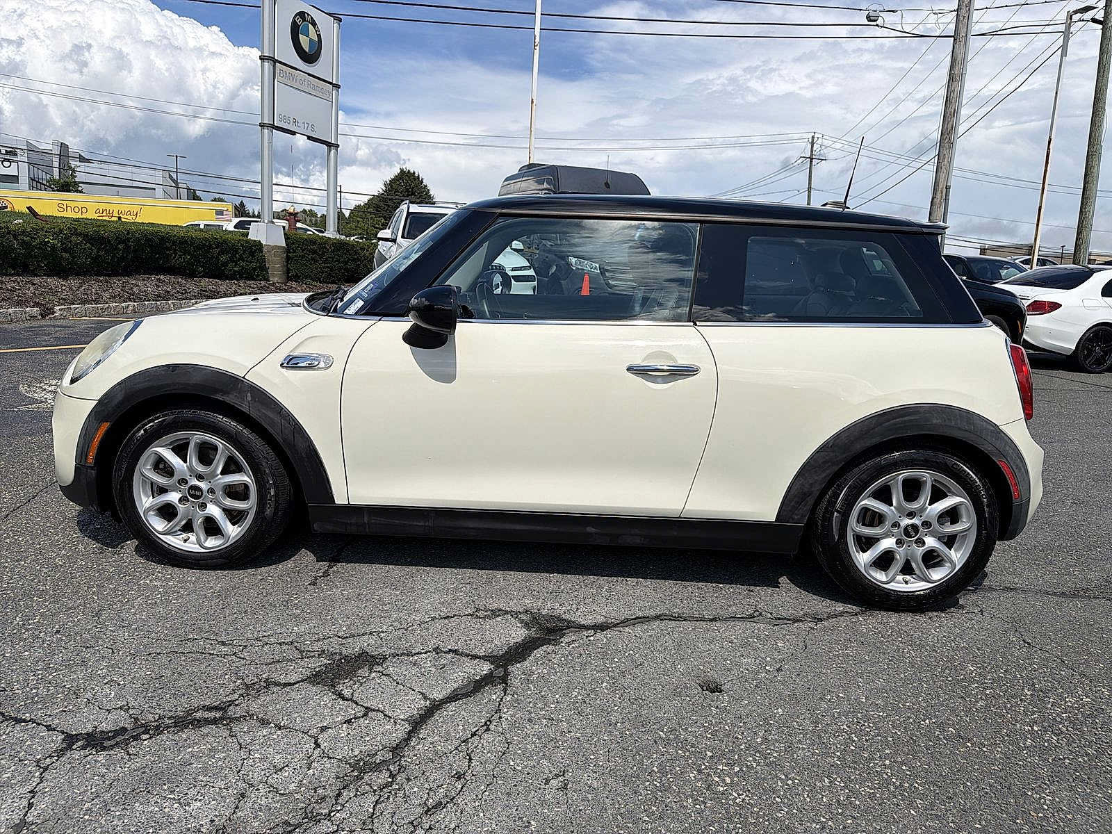 Used 2015 MINI Cooper S FWD image 11