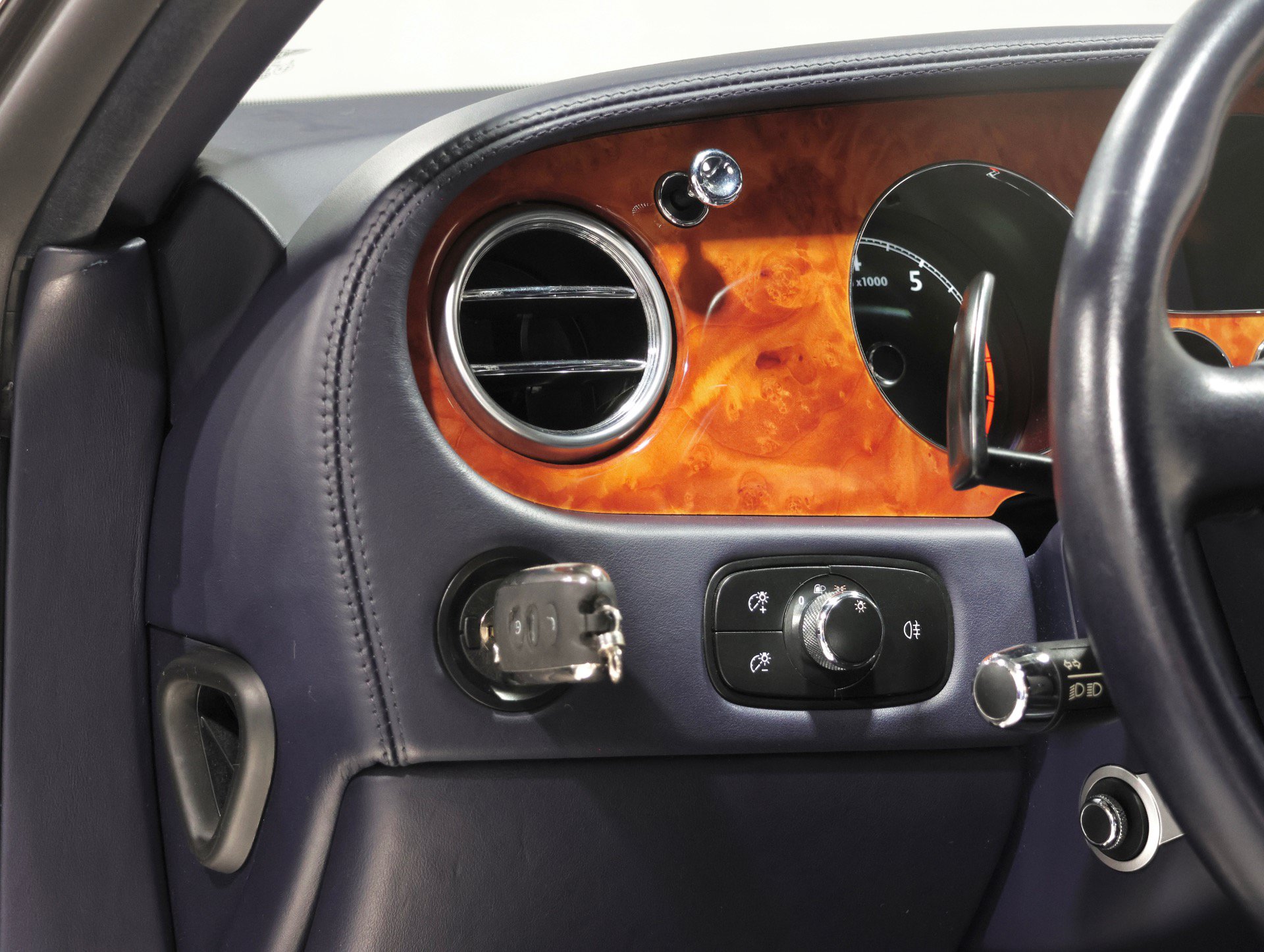 Used 2005 Bentley Continental GT AWD/4WD image 36