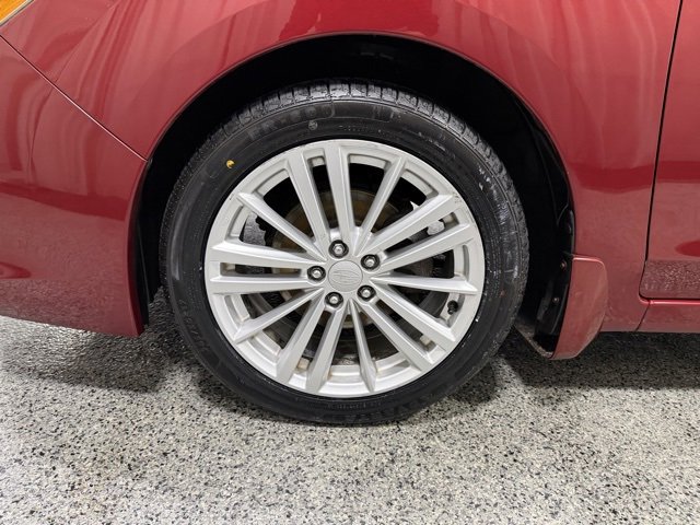 Used 2013 Subaru Impreza 2.0i Premium w/ Alloy Wheel Pkg + Moonroof image 28