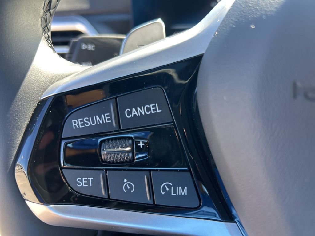 Used 2025 BMW 330i xDrive Sedan image 49