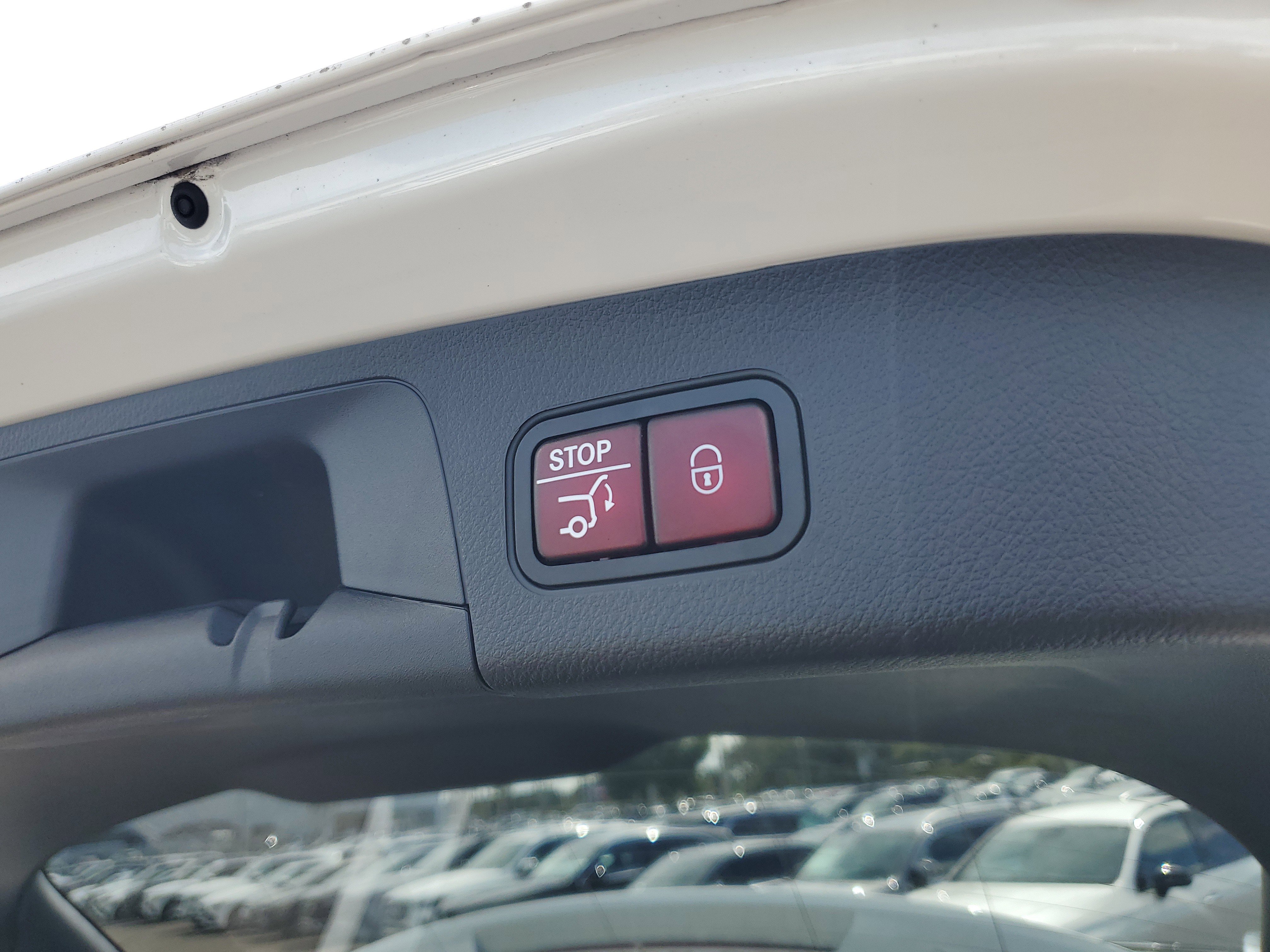 Certified 2025 Mercedes-Benz GLA 250 image 9