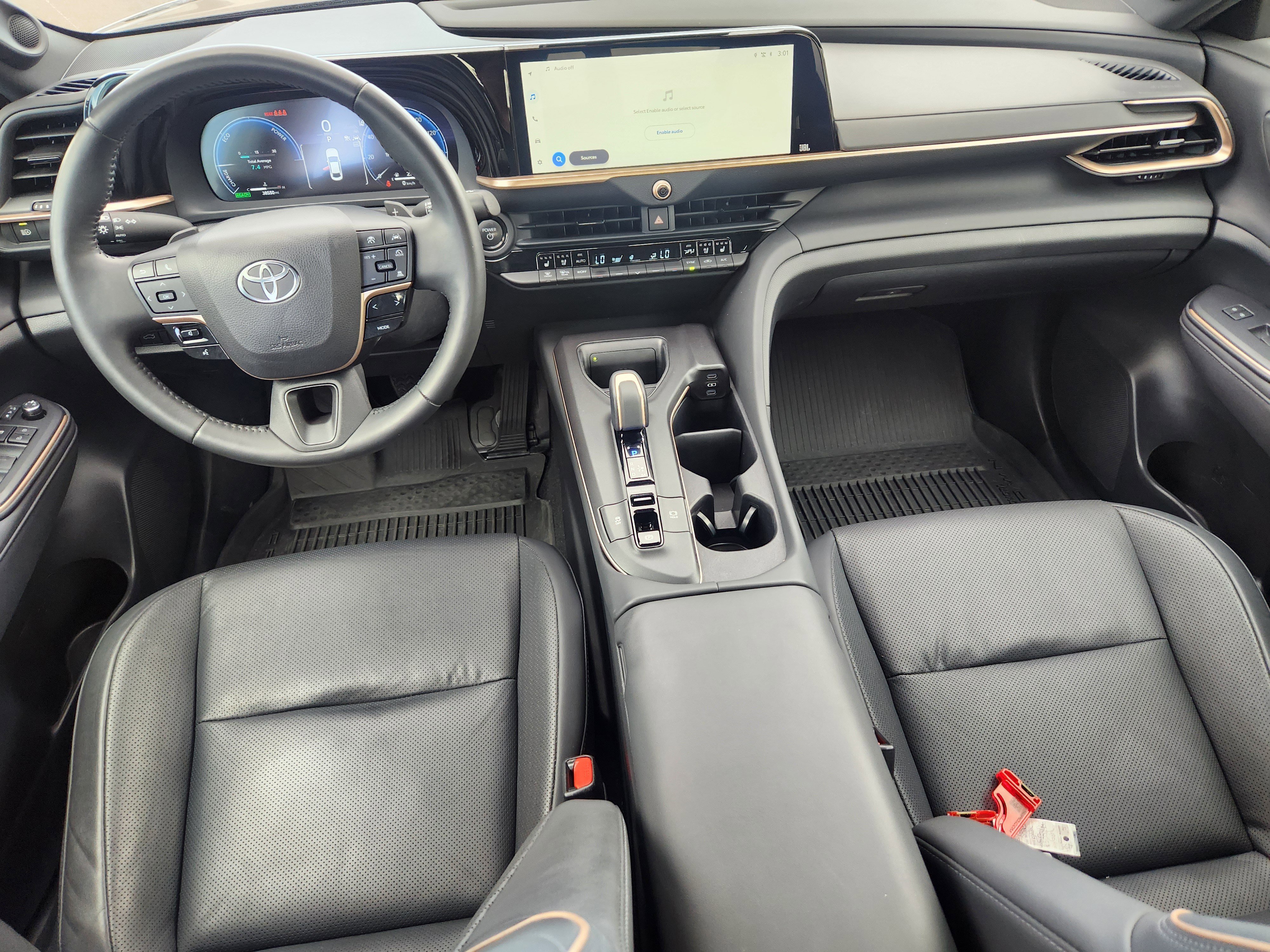 Used 2023 Toyota Crown Platinum image 20