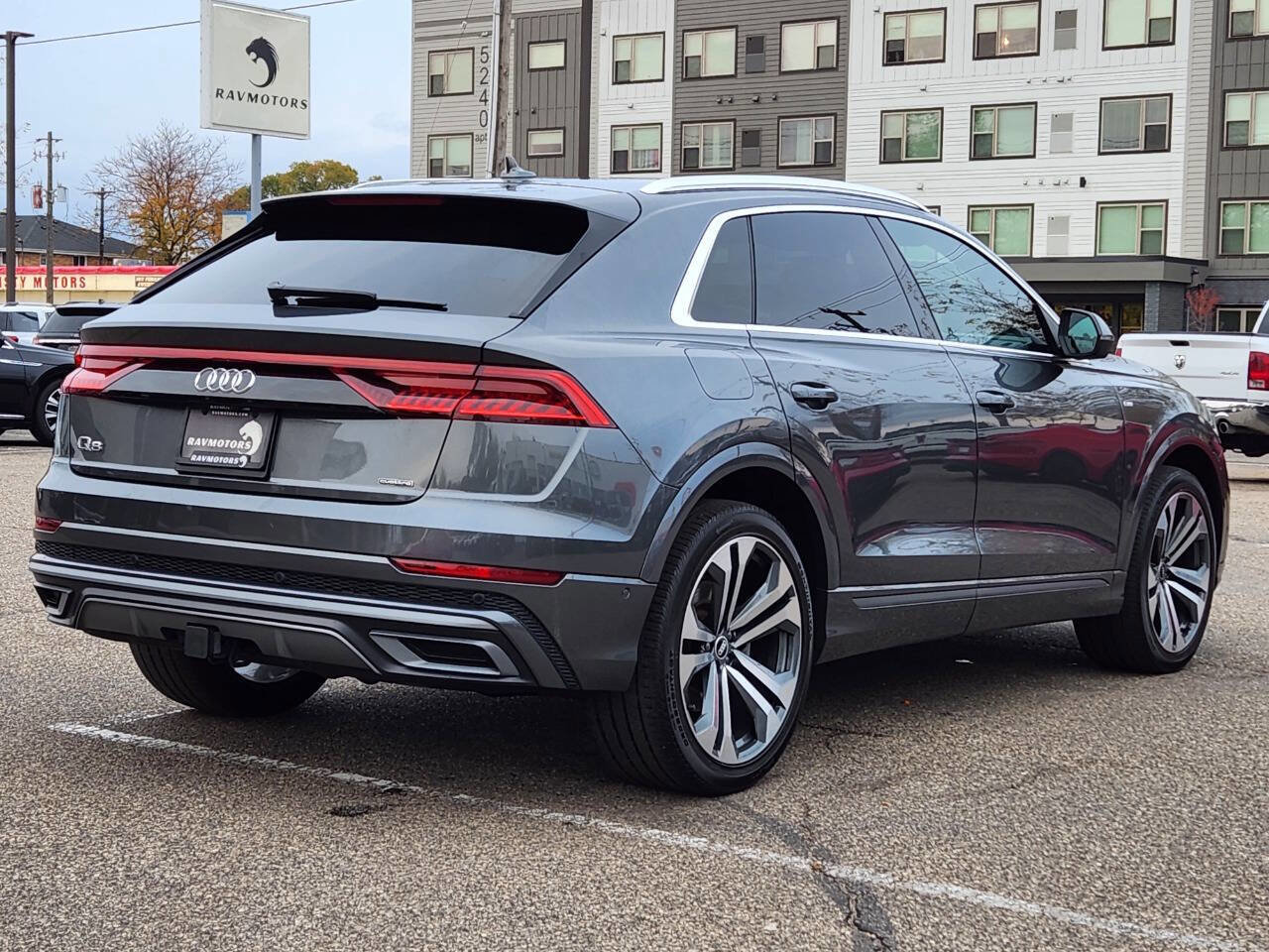 Used 2021 Audi Q8 Premium Plus w/ Premium Plus Package image 11