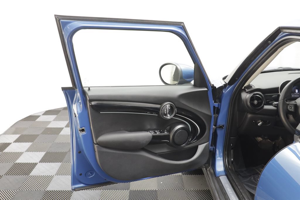 Certified 2023 MINI Cooper S FWD image 5