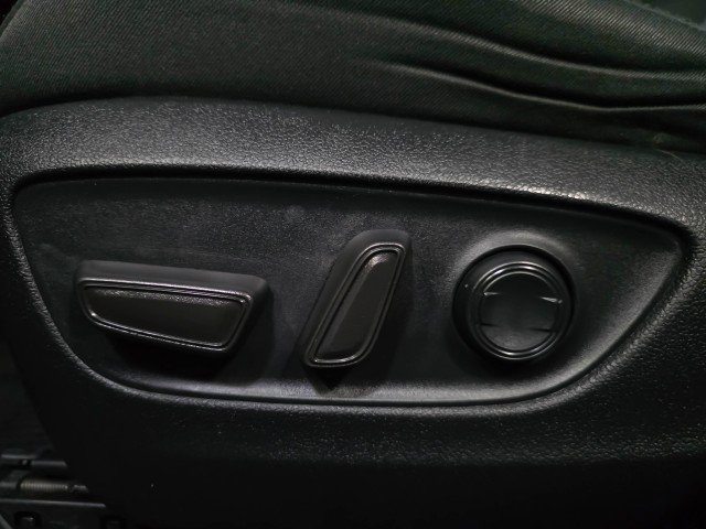 Used 2020 Toyota RAV4 XLE w/ Convenience Package AWD/4WD image 29