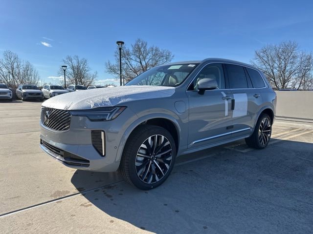 New 2026 Volvo XC90 T8 Ultra w/ Protection Package Premier image 3