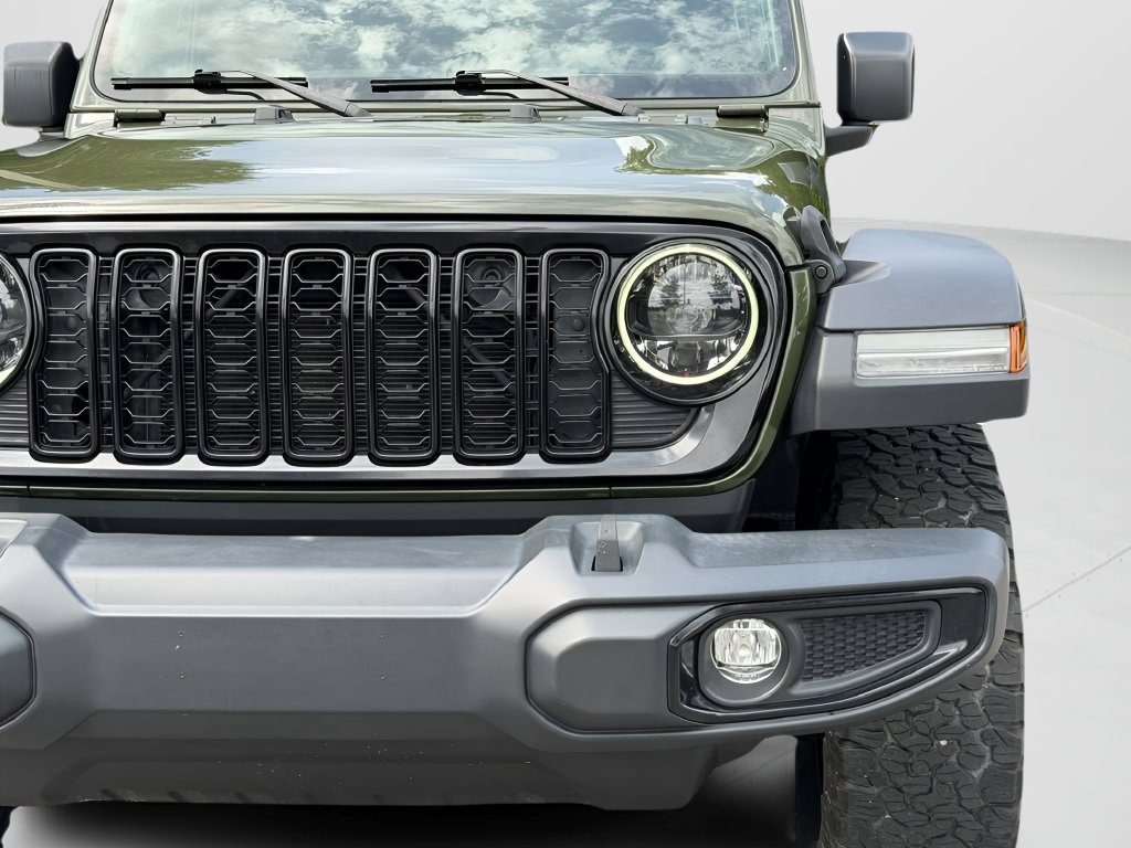 Used 2024 Jeep Wrangler Unlimited Sport AWD/4WD image 25
