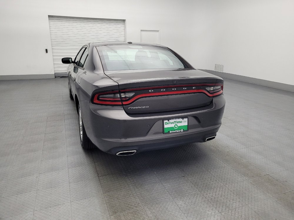 Used 2020 Dodge Charger SXT image 6