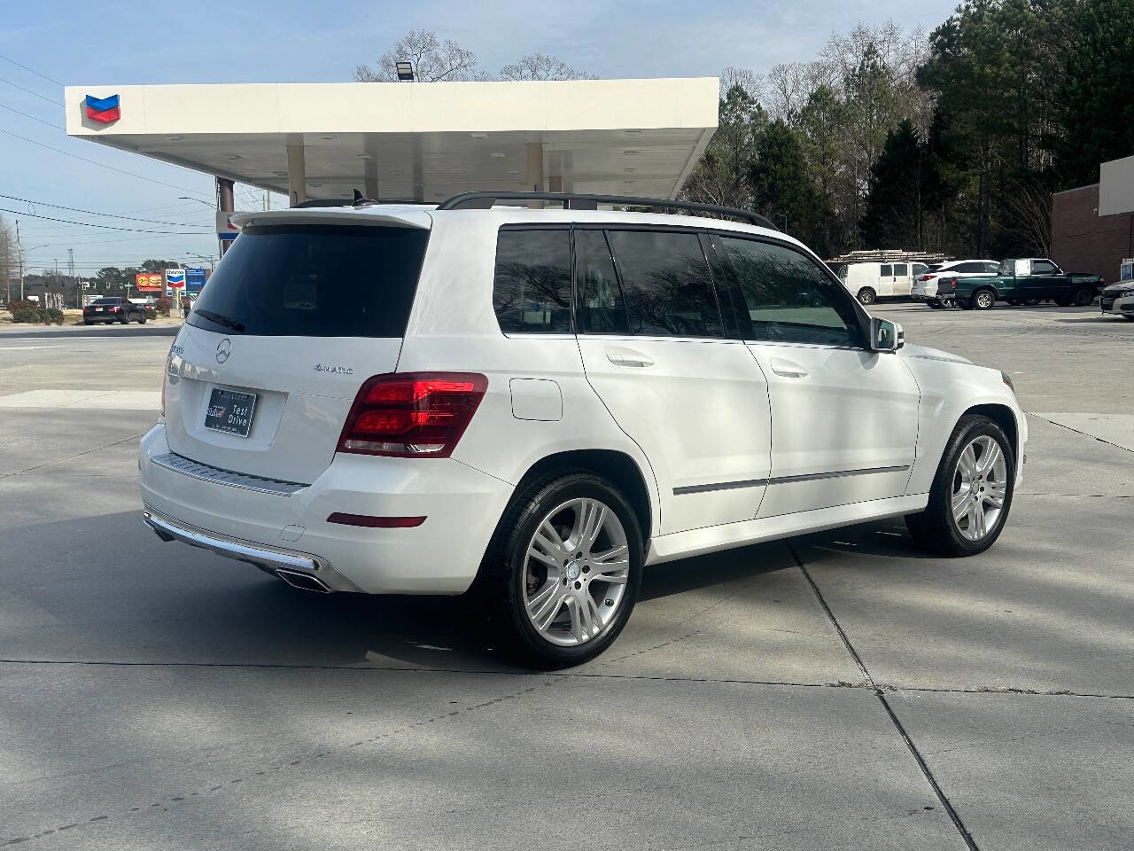 Used 2015 Mercedes-Benz GLK 350 GLK 350 4MATIC AWD 4dr SUV image 15