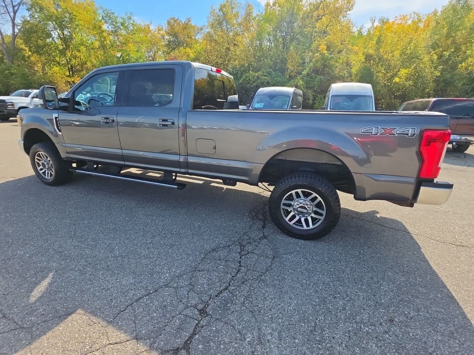 Used 2017 Ford F250 Lariat w/ Lariat Ultimate Package AWD/4WD image 15