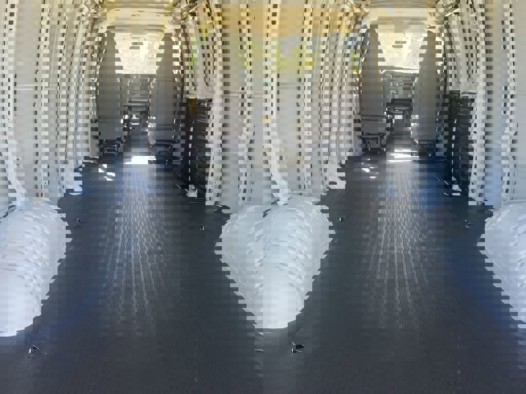 New 2025 GMC Savana 2500 Extended w/ Enhanced Convenience Package image 21