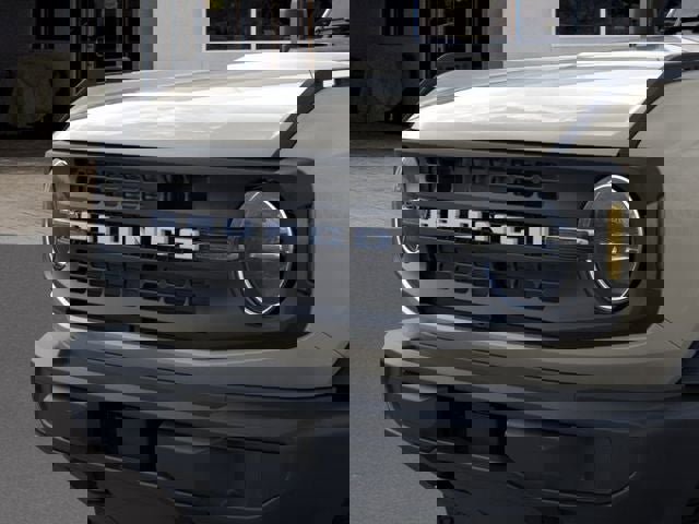 New 2025 Ford Bronco 4-Door image 19