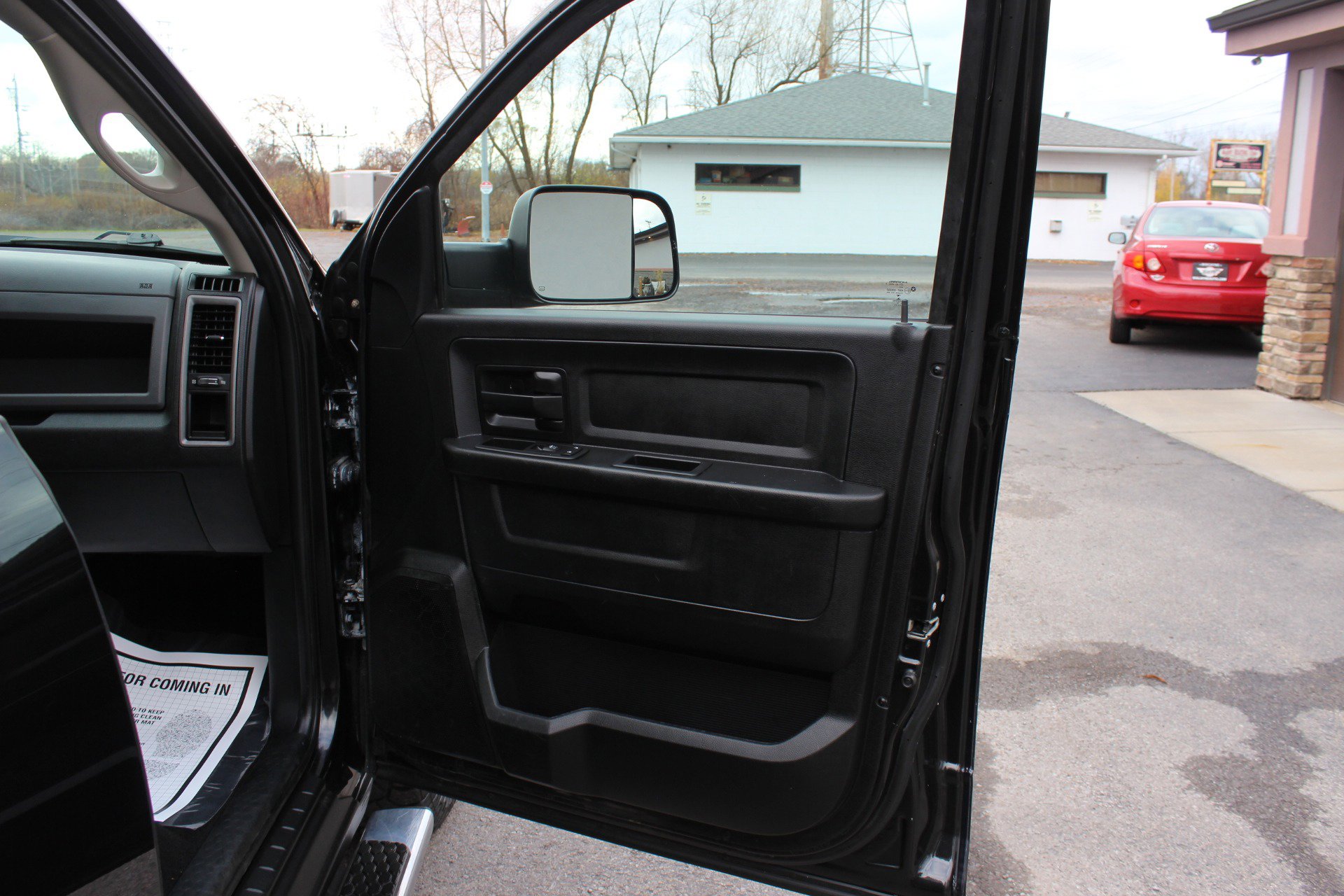 Used 2016 RAM 1500 ST w/ SXT Appearance Group AWD/4WD image 32
