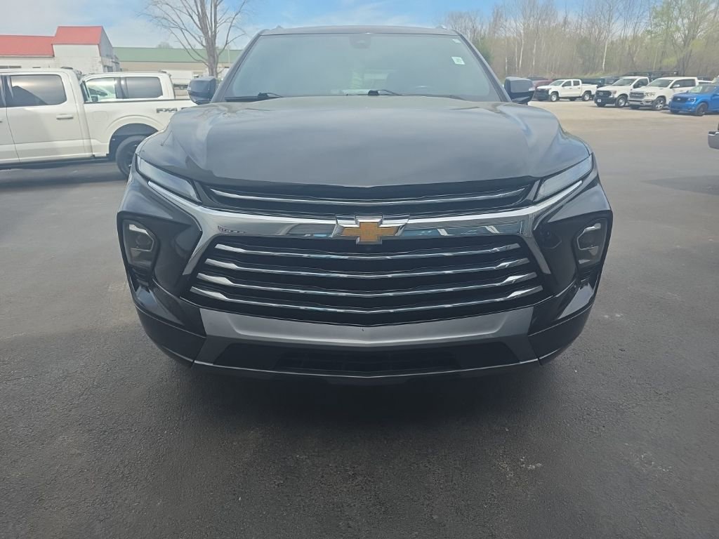 Used 2023 Chevrolet Blazer Premier w/ Driver Confidence II Package image 4