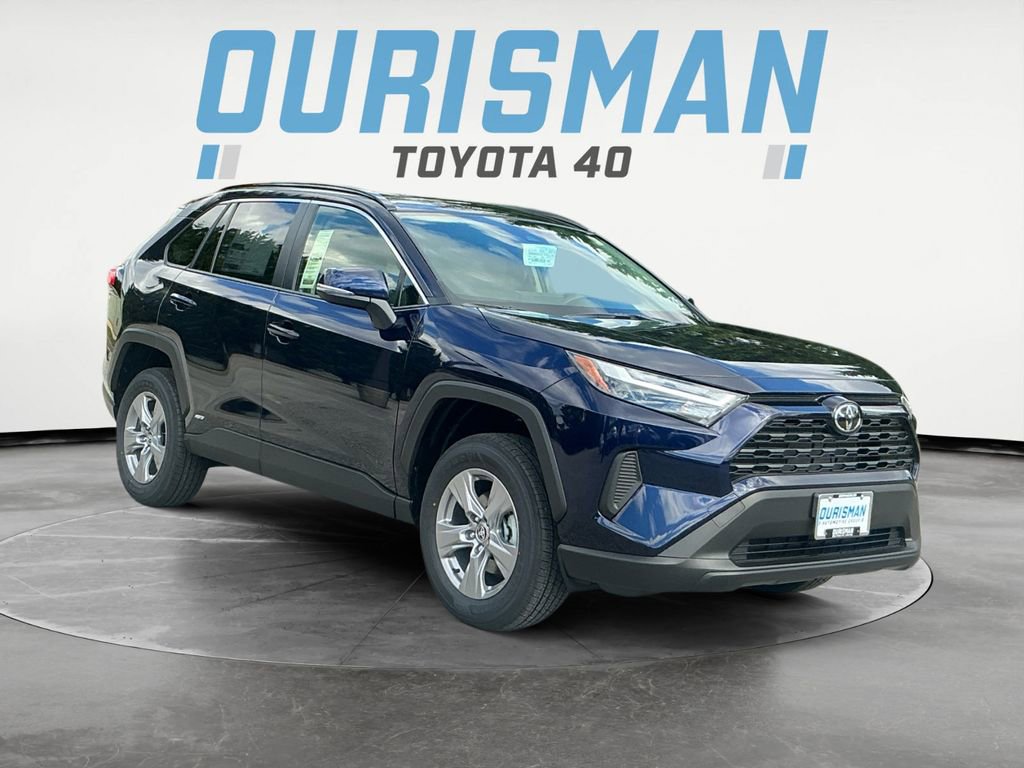 New 2025 Toyota RAV4 XLE