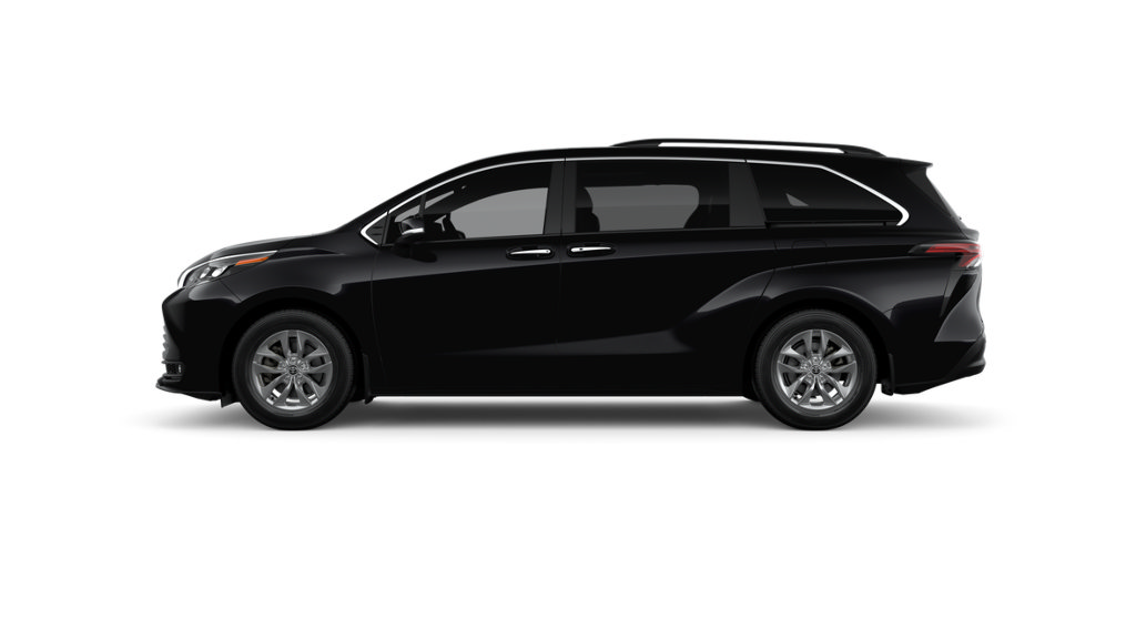 New 2026 Toyota Sienna XLE FWD image 3