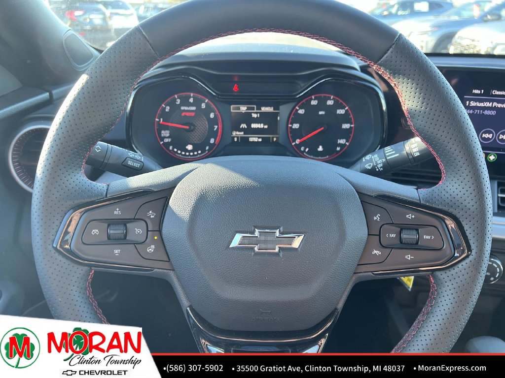Certified 2024 Chevrolet Trax RS w/ Driver Confidence Package FWD image 19