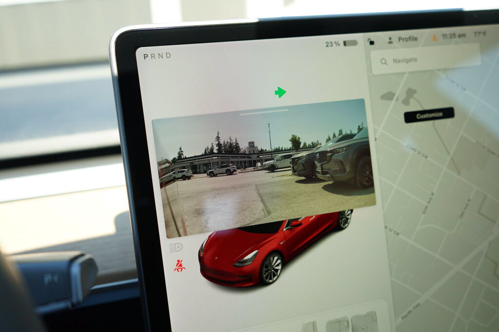 Used 2020 Tesla Model 3 Standard Range Plus RWD image 17