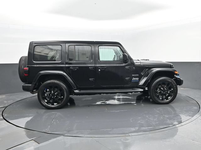 Used 2023 Jeep Wrangler Unlimited Sahara w/ Cold Weather Group AWD/4WD image 4