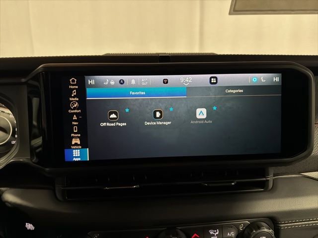 New 2026 Jeep Wrangler Unlimited Rubicon w/ Technology Group image 28