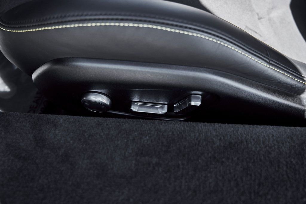 Used 2024 Lotus Emira First Edition image 35