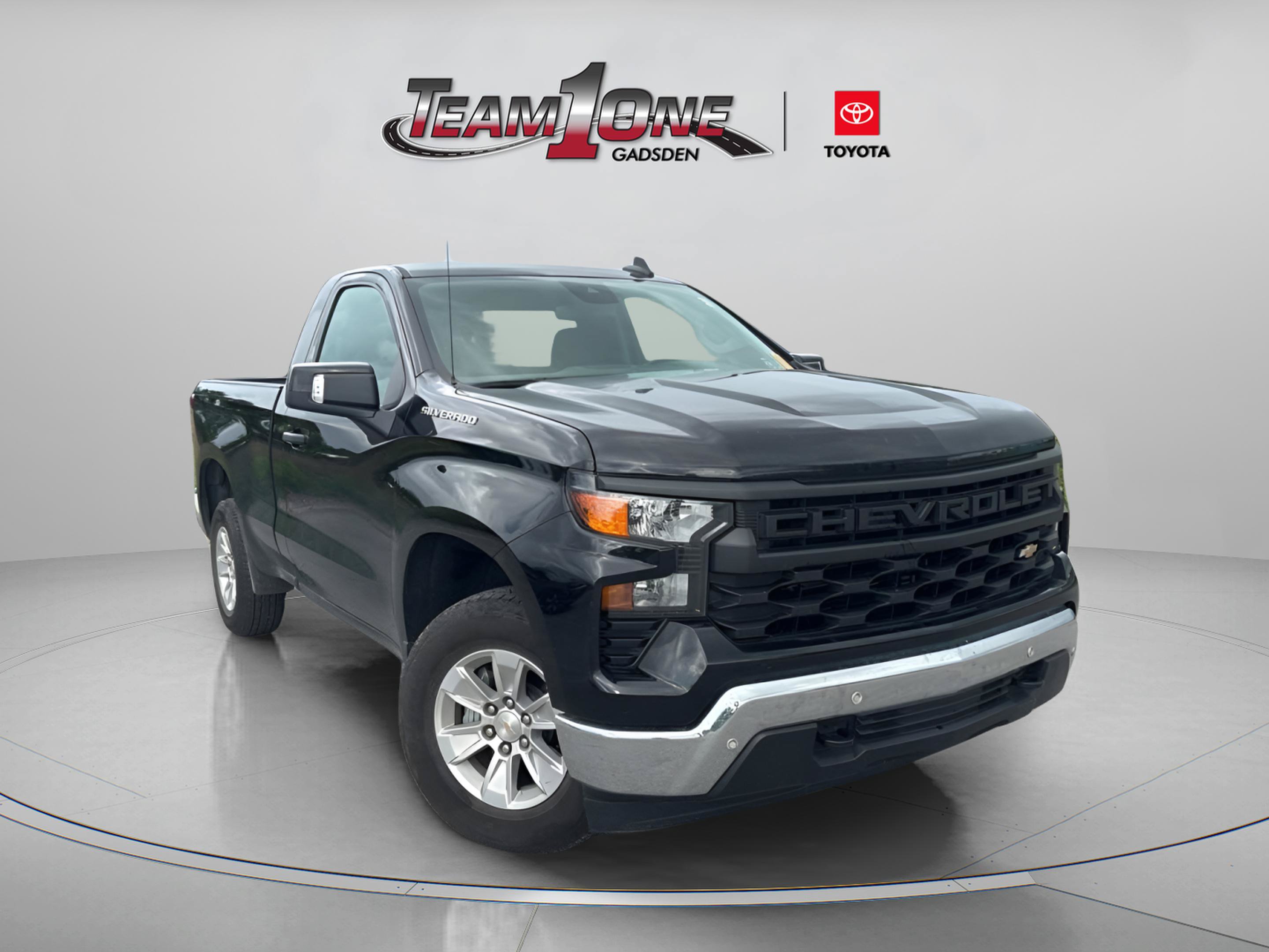 Used 2024 Chevrolet Silverado 1500 W/T w/ WT Value Package RWD image 1