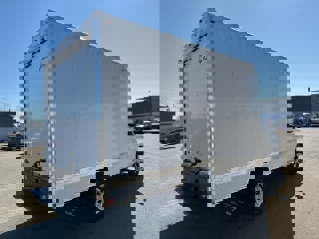 New 2024 Ford E-350 and Econoline 350 Super Duty w/ Ambulance Prep Package RWD image 4