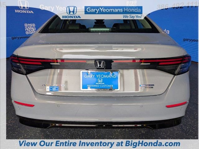 Used 2025 Honda Accord Touring image 5