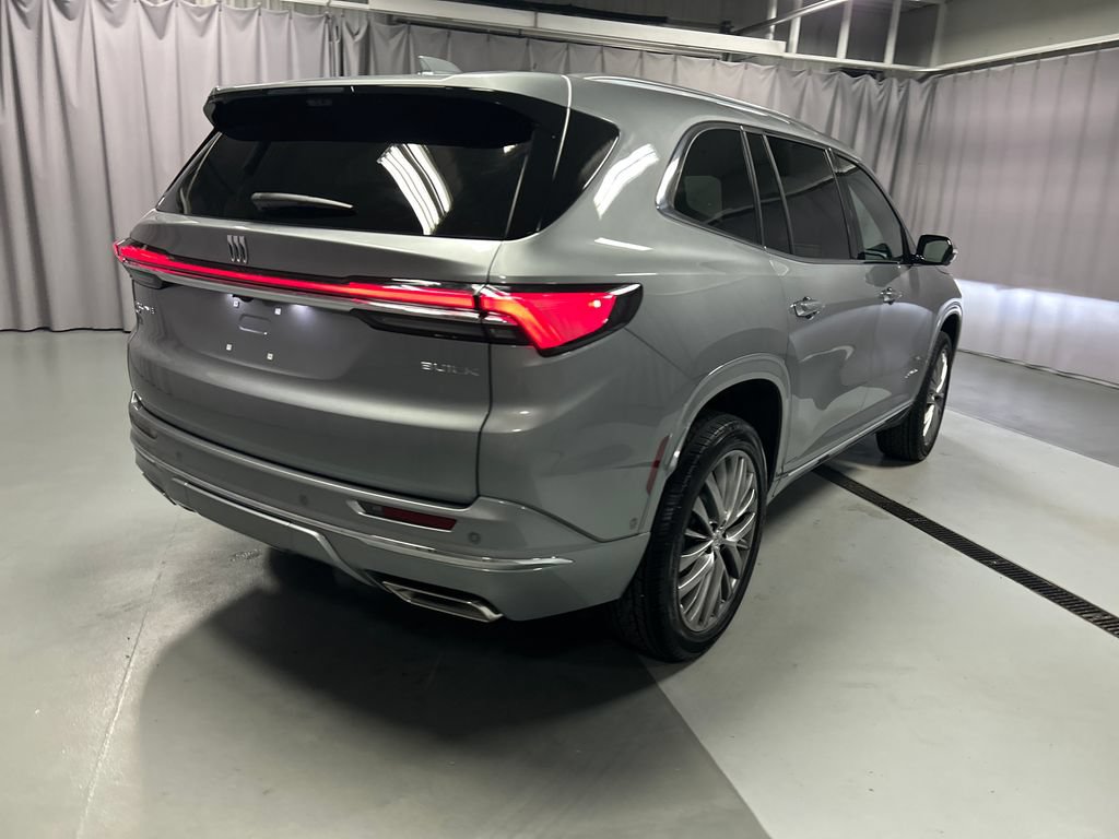 New 2026 Buick Enclave Avenir w/ Super Cruise Package AWD/4WD image 7