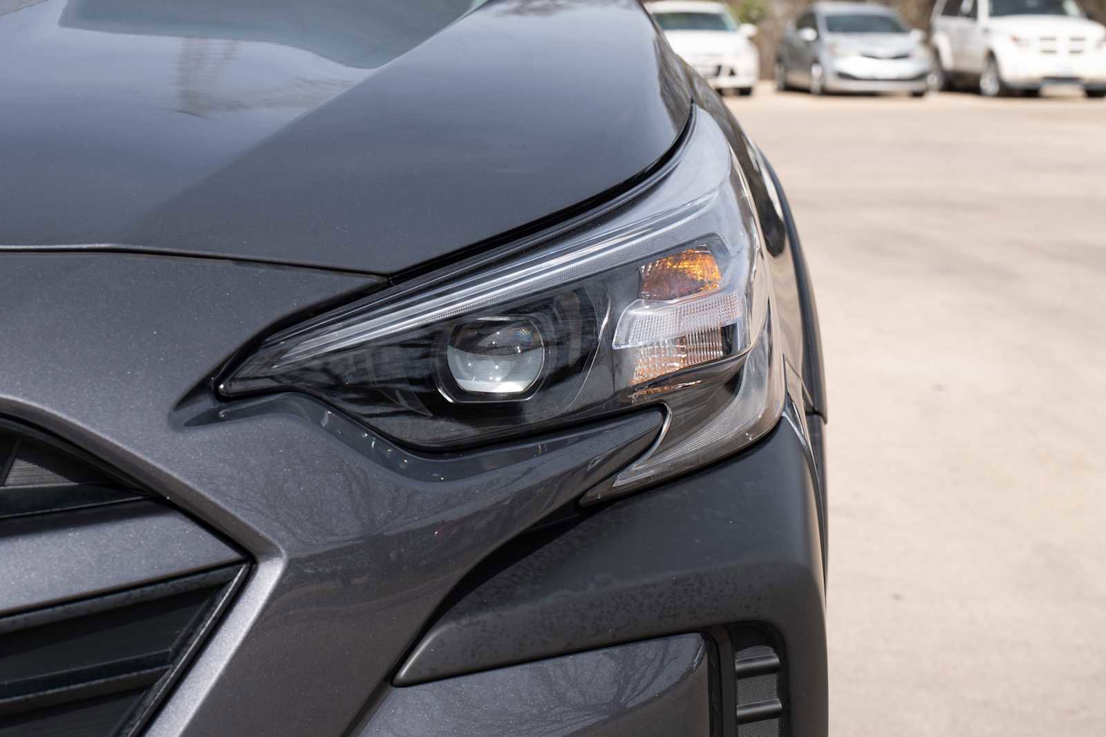 Used 2025 Subaru Outback Premium image 3