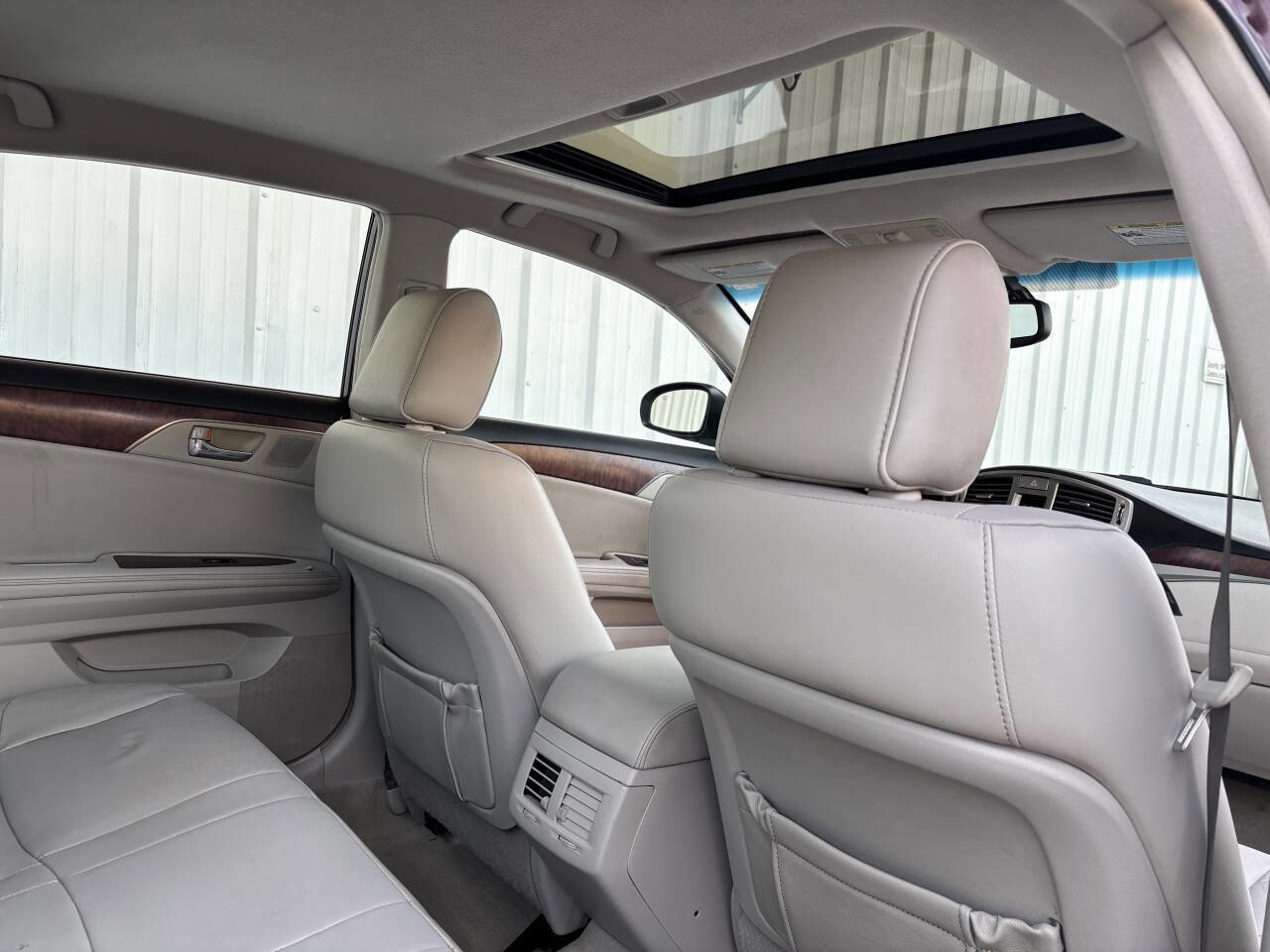 Used 2012 Toyota Avalon image 19