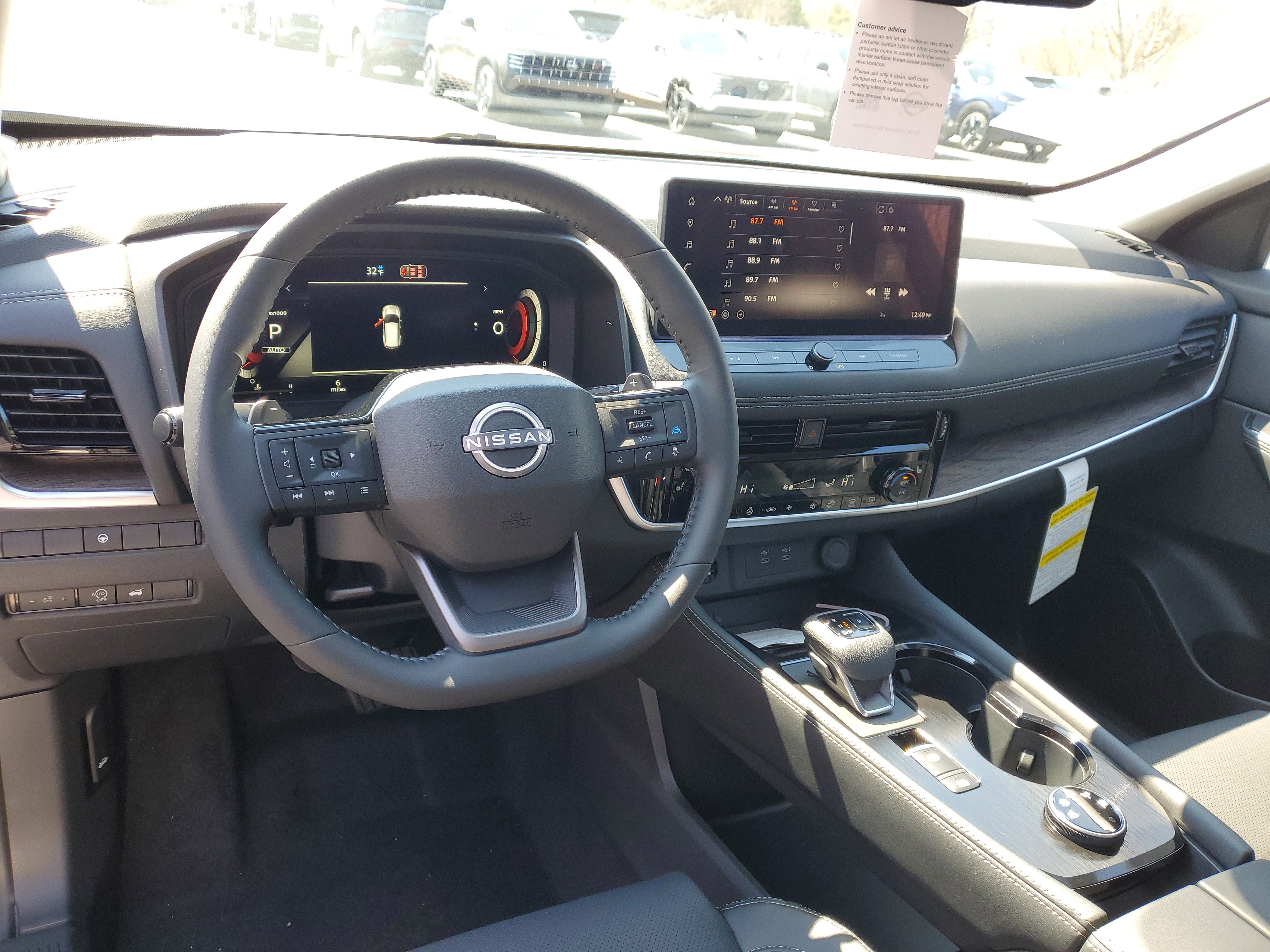 New 2026 Nissan Rogue Platinum AWD/4WD image 8
