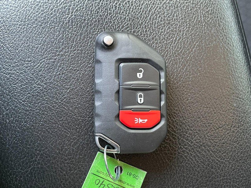 Used 2021 Jeep Wrangler Unlimited Rubicon image 44