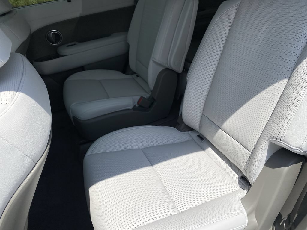 New 2027 Hyundai Palisade Limited FWD image 31