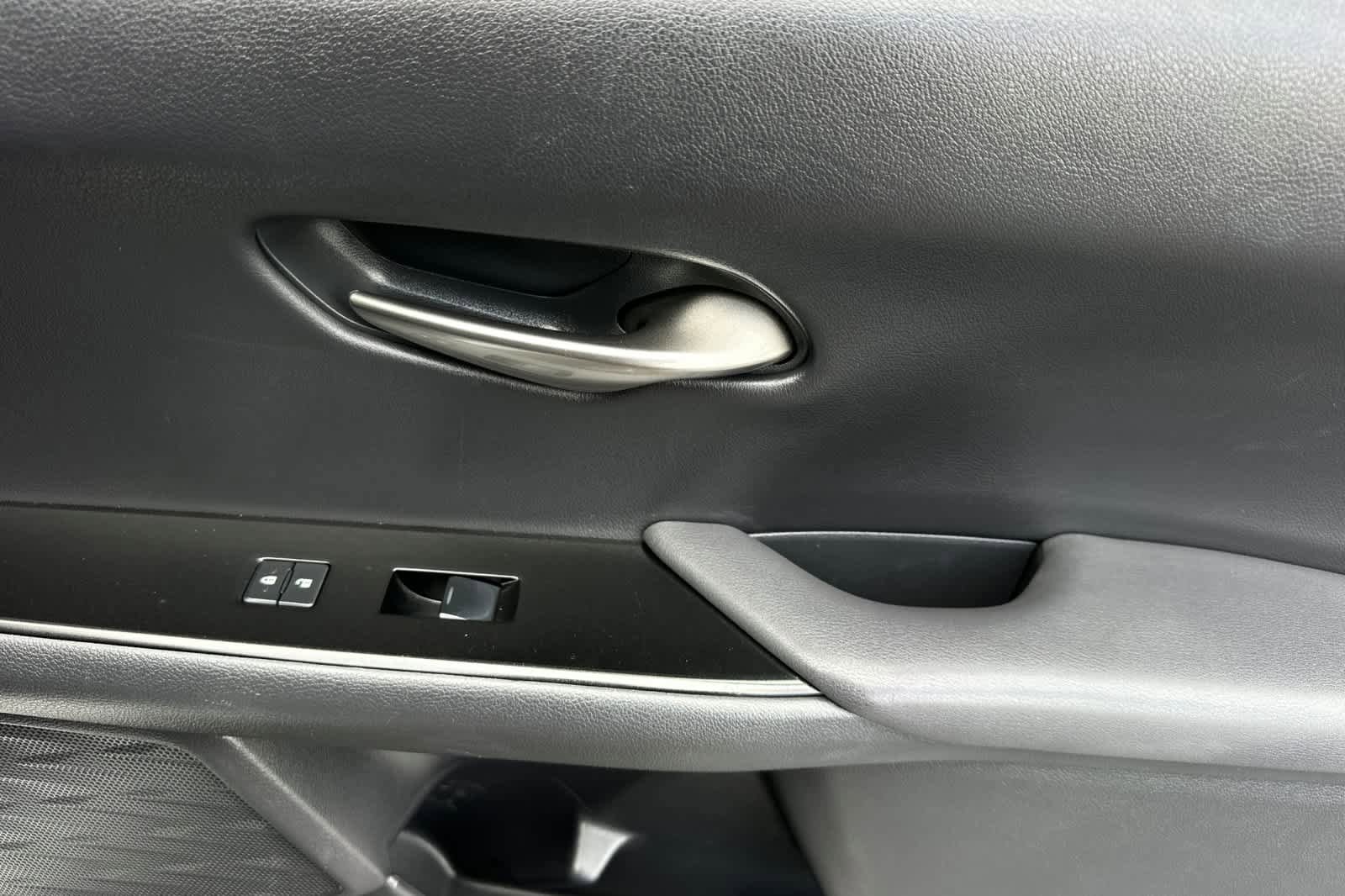 Used 2021 Lexus UX 250h AWD/4WD image 19
