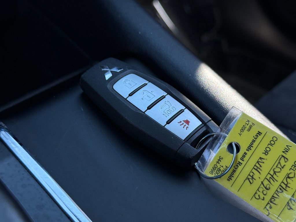 Used 2024 Mitsubishi Outlander SE image 36