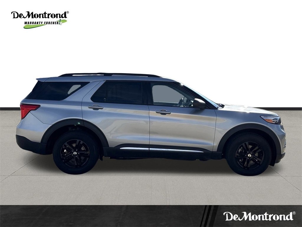 Used 2023 Ford Explorer XLT w/ Equipment Group 202A image 4