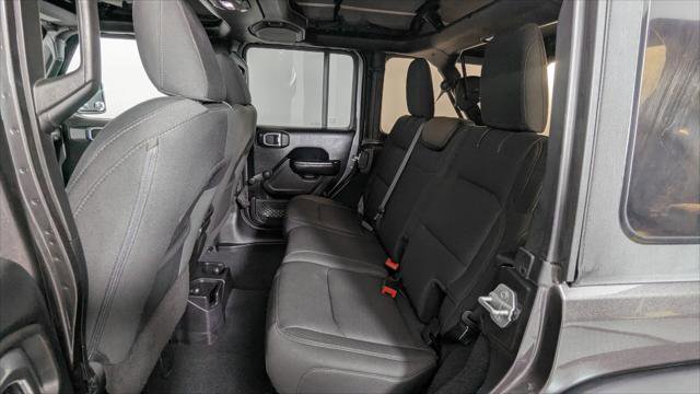 Used 2018 Jeep Wrangler Unlimited Sport image 17