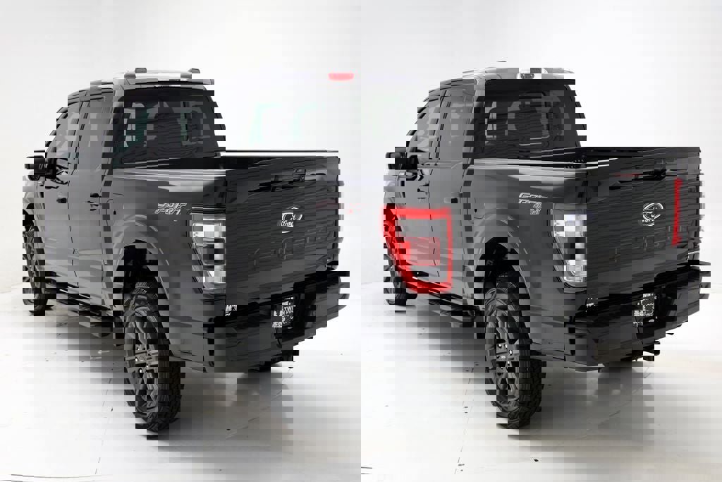 Used 2023 Ford F150 Lariat w/ Equipment Group 502A High image 8