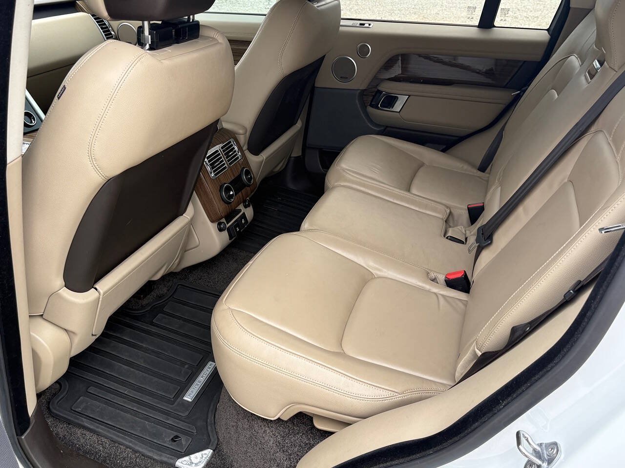 Used 2018 Land Rover Range Rover AWD/4WD image 11