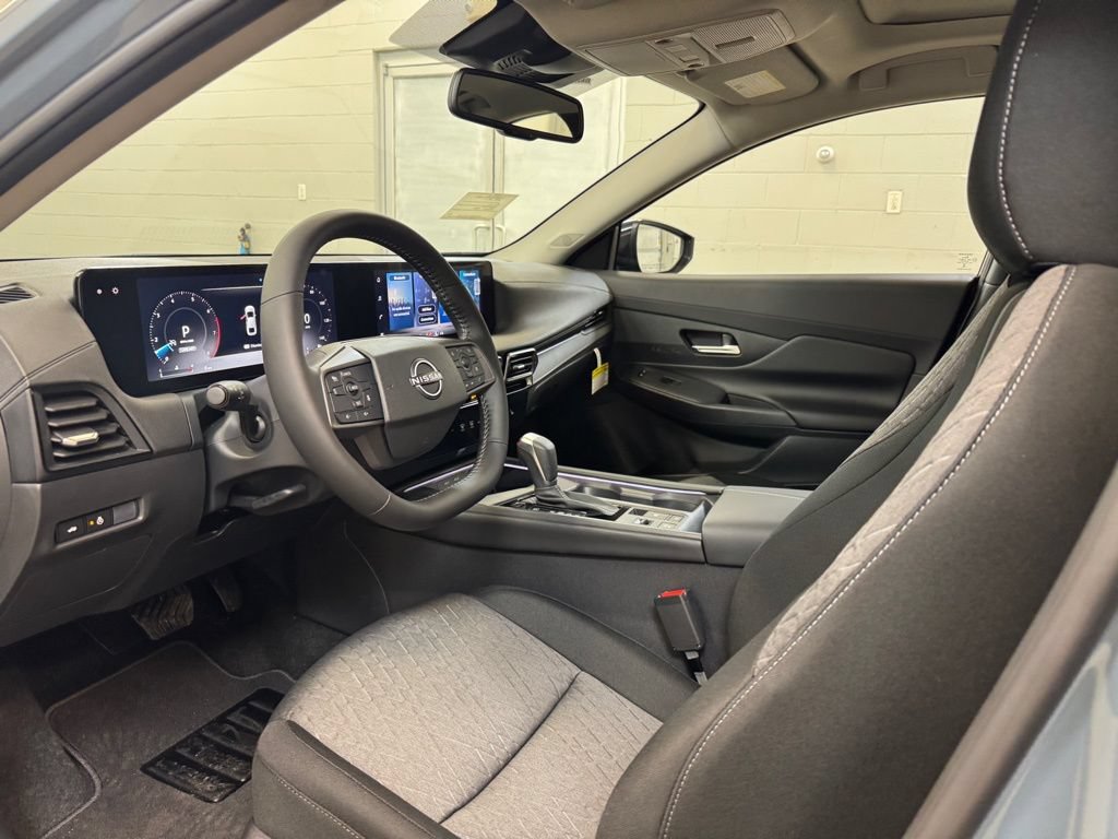 New 2026 Nissan Sentra SV w/ SV Convenience Package FWD image 11