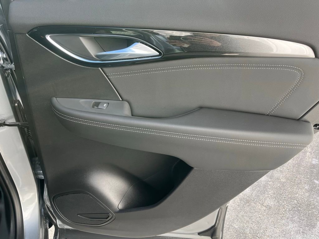 New 2026 Buick Envision Preferred image 9