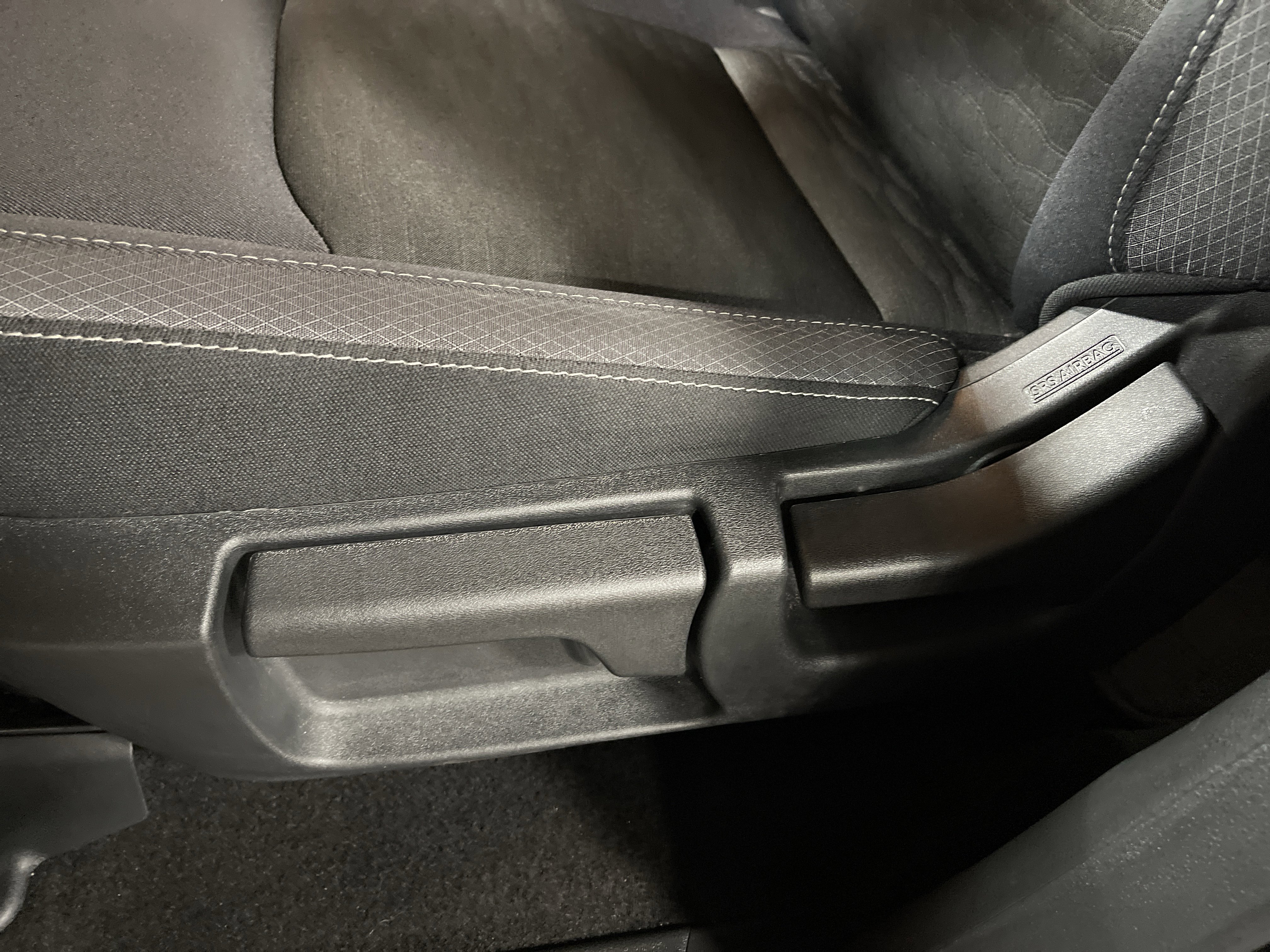 Used 2024 Nissan Pathfinder S image 10