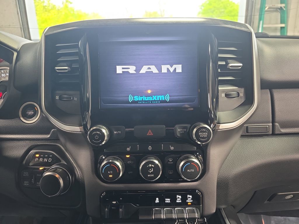 Used 2019 RAM 1500 Big Horn AWD/4WD image 19