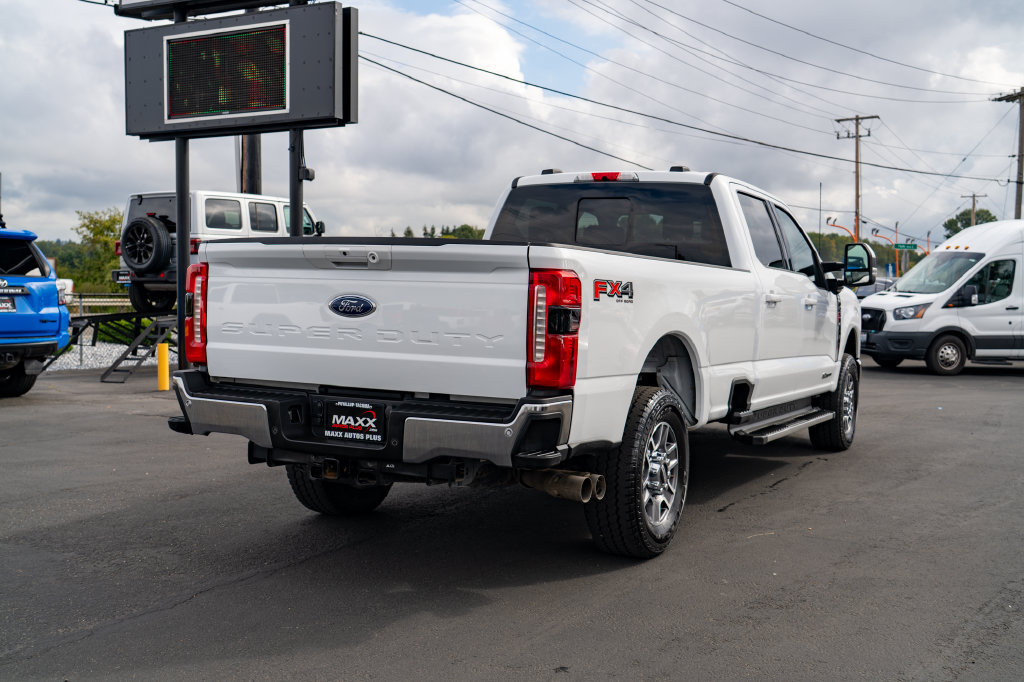 Used 2023 Ford F250 Lariat w/ FX4 Off-Road Package AWD/4WD image 9