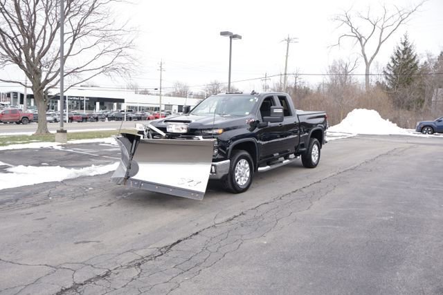 Used 2025 Chevrolet Silverado 2500 LT w/ Convenience Package AWD/4WD image 8